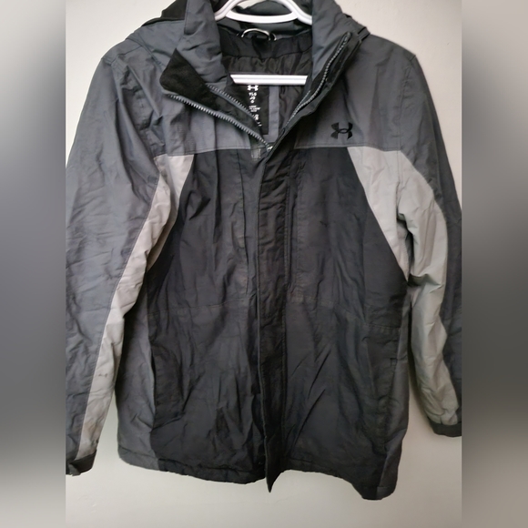 Under armour jacket - Picture 4 of 4